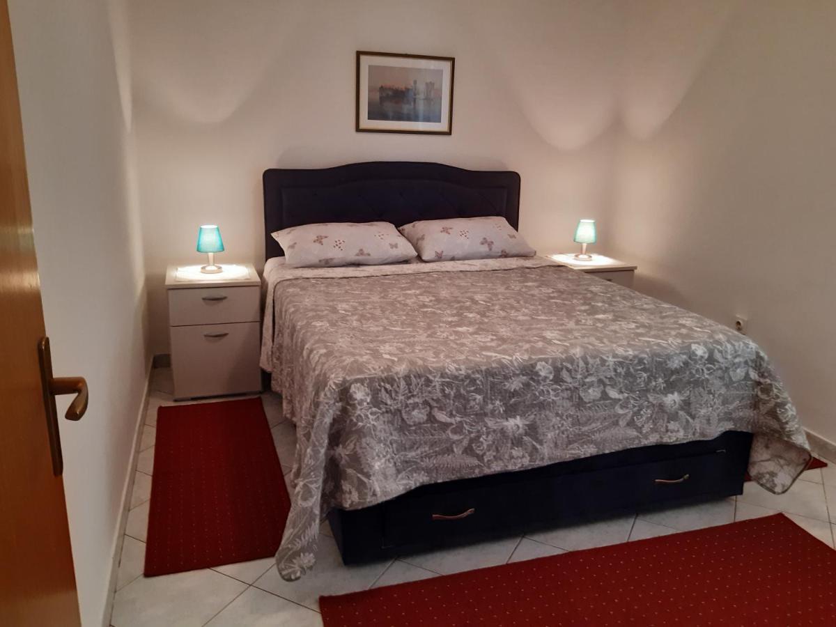 Apartments Klic Malinska Ngoại thất bức ảnh