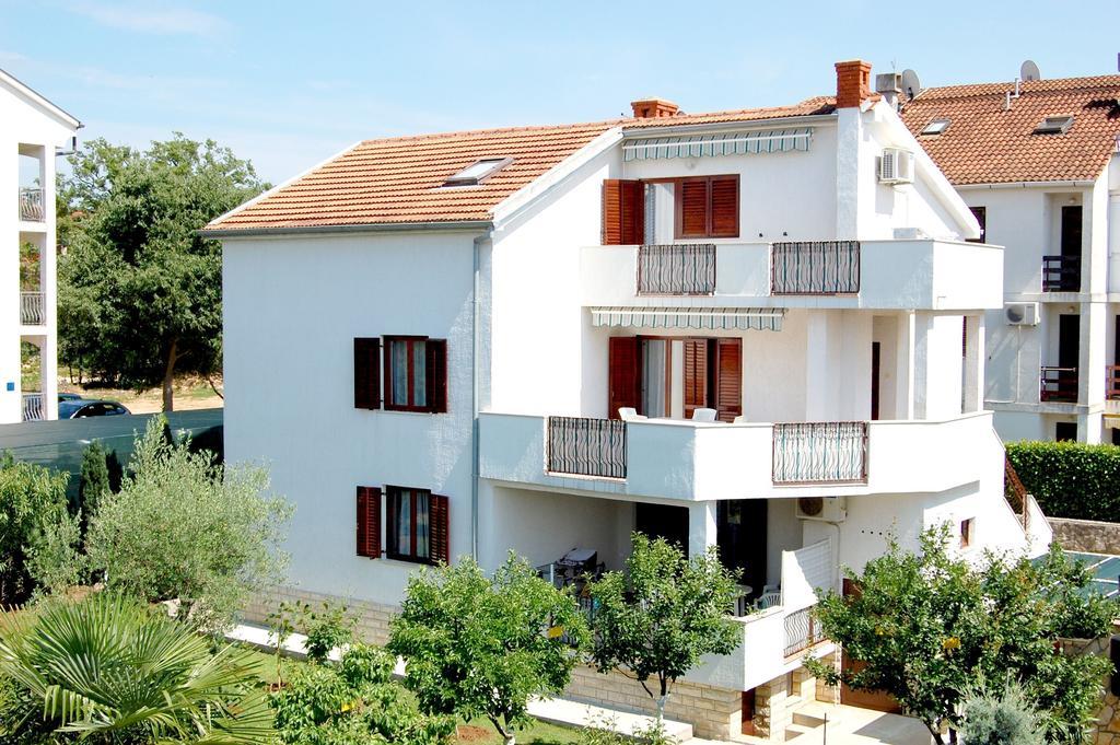Apartments Klic Malinska Ngoại thất bức ảnh