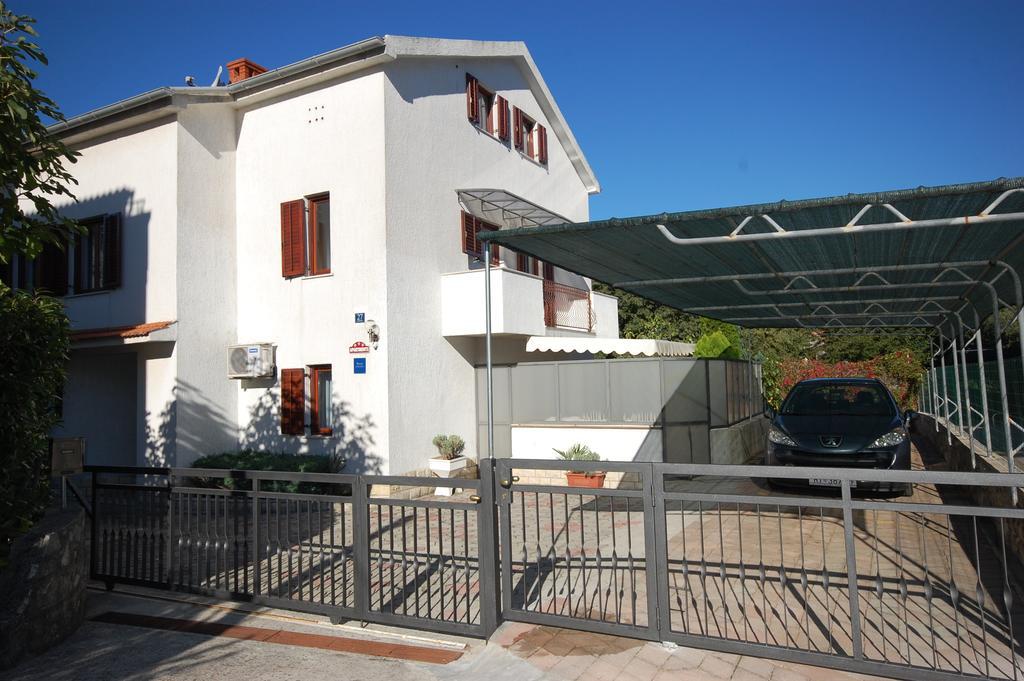Apartments Klic Malinska Ngoại thất bức ảnh