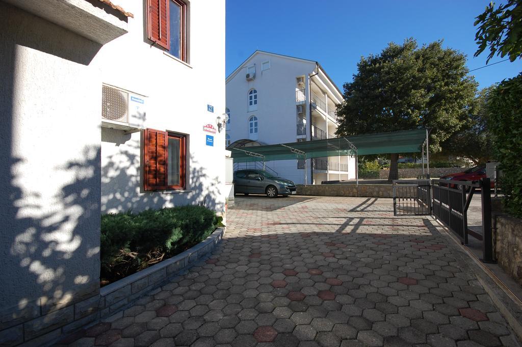 Apartments Klic Malinska Ngoại thất bức ảnh