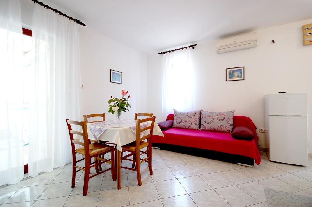 Apartments Klic Malinska Ngoại thất bức ảnh